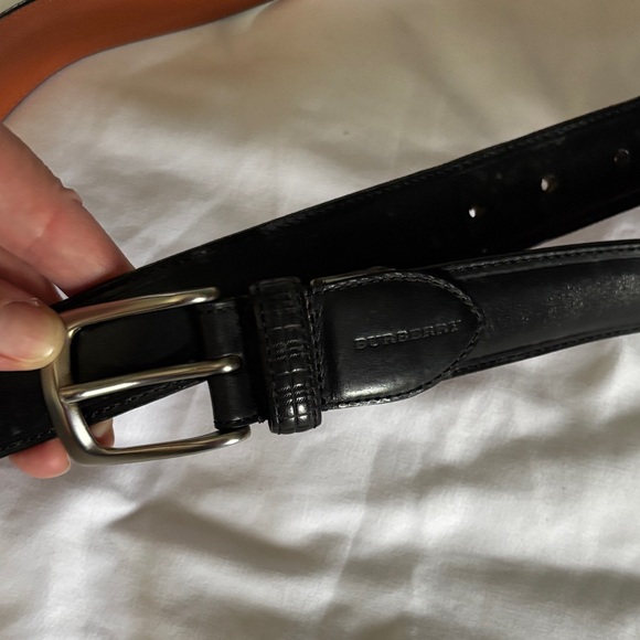 Burberry Black Leather Belt with Silver Buckle - Picture 1 of 17